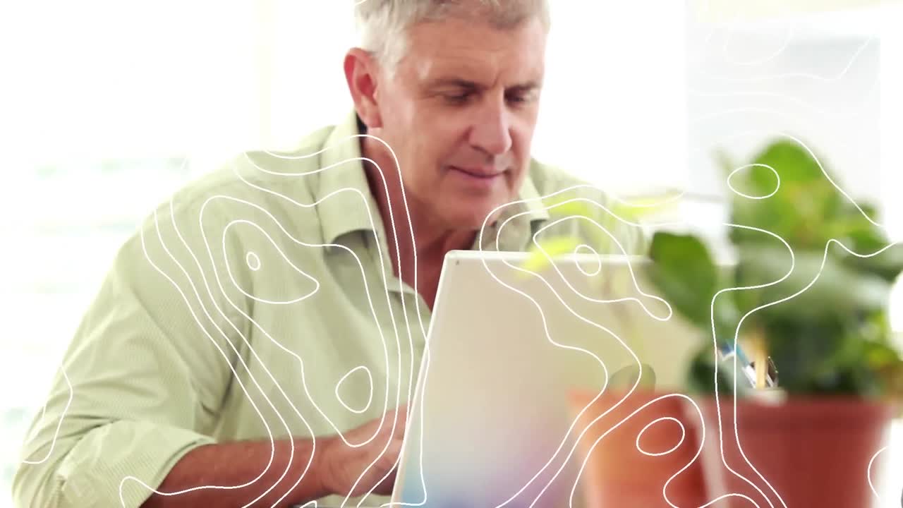 animación de formas que se mueven sobre el hombre usando computadora