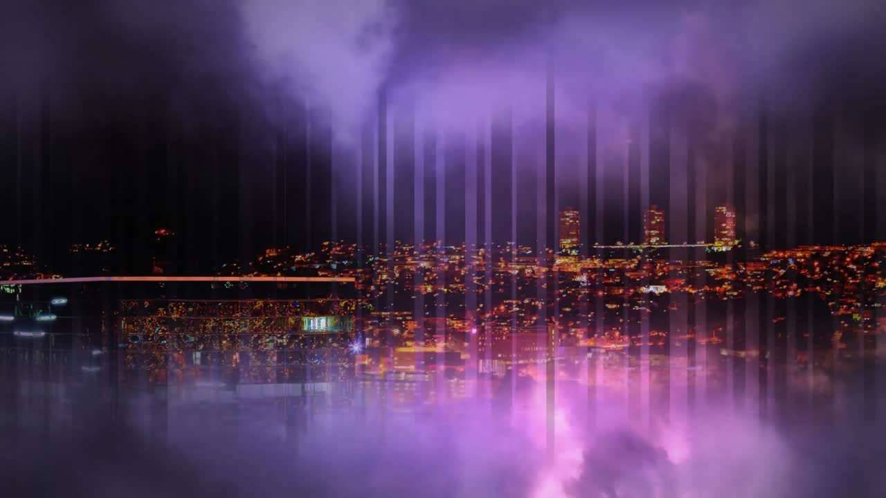 trueno y paisaje urbano por la noche