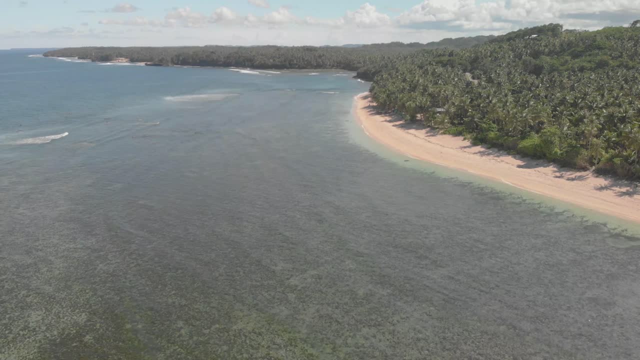 vista aérea de drones de la isla paradisíaca de siargao en filipinas