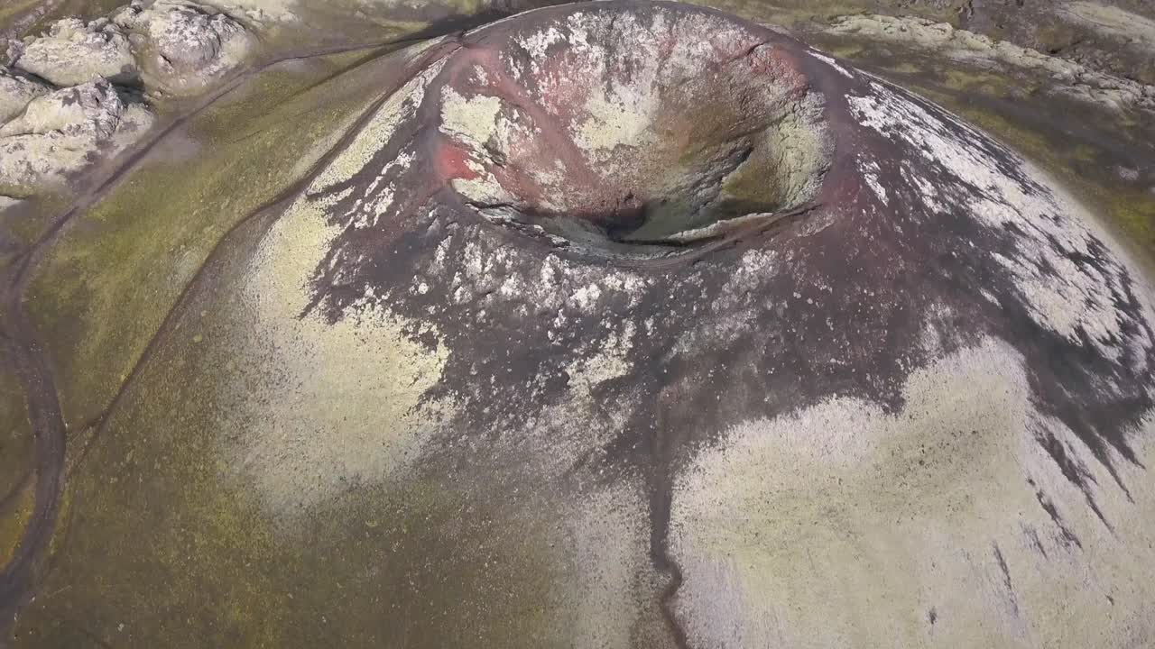 아이슬란드 화산의 드론 영상