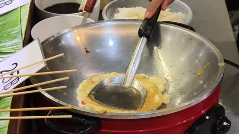 street food cooking - stir-fried egg