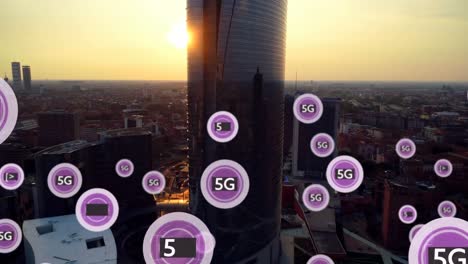 Animation-Eines-Netzwerks-Aus-5g-Text-über-Dem-Stadtbild