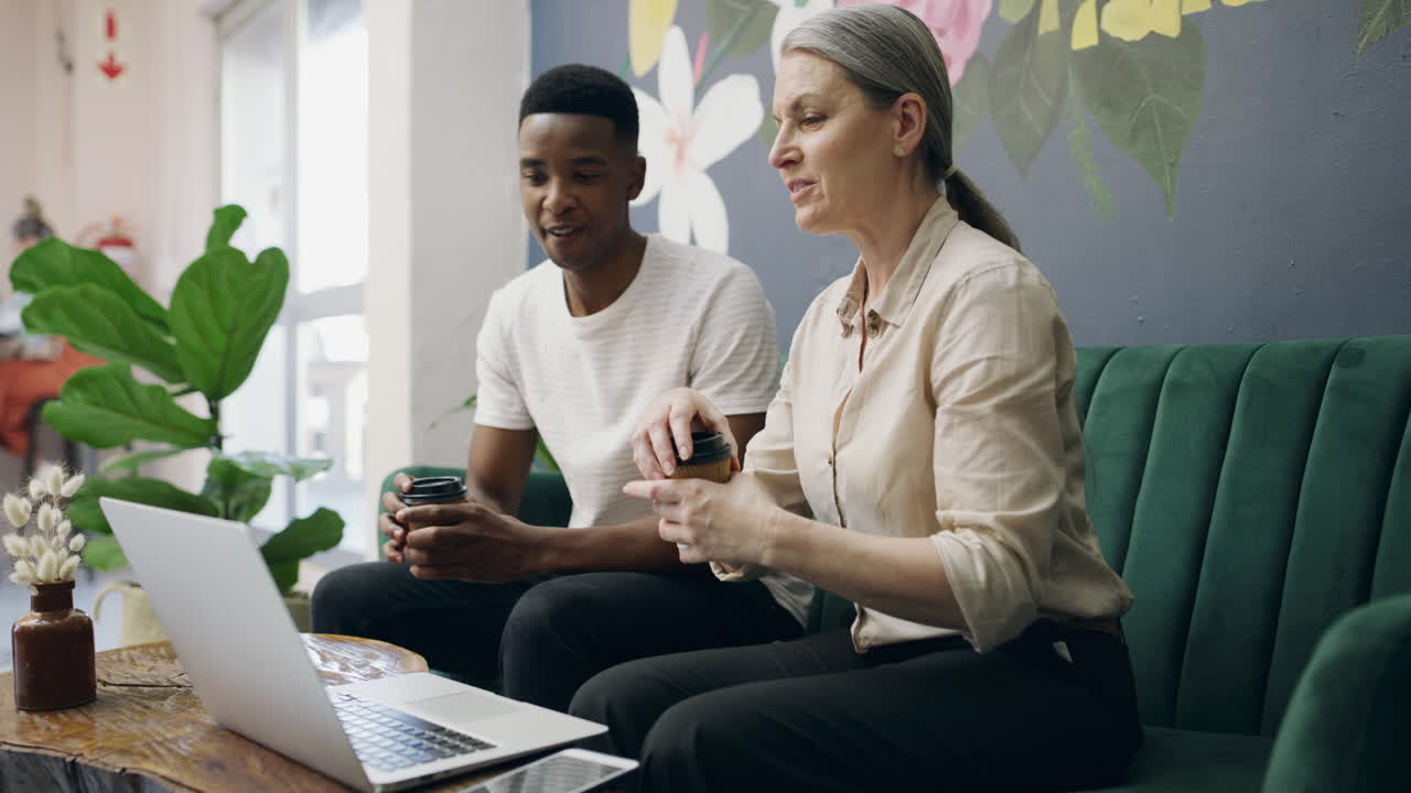 creo que necesitamos actualizar nuestro sistema.