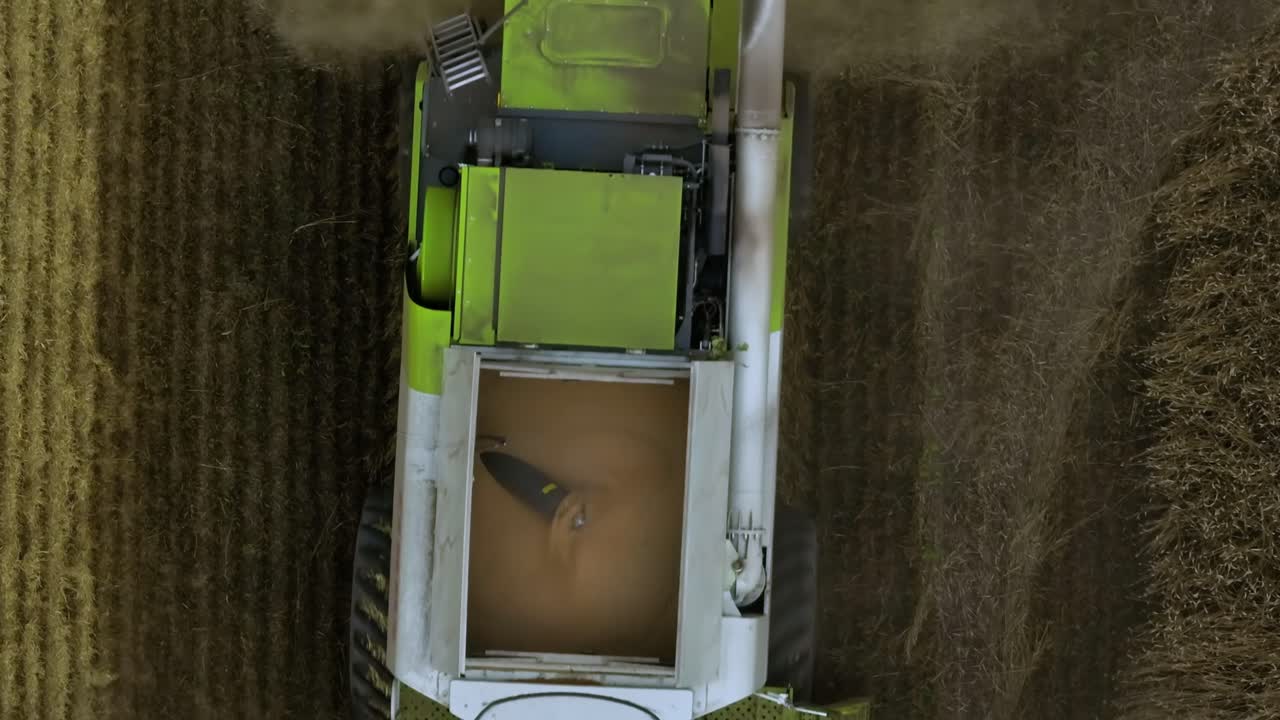 작전 중 의 수확기