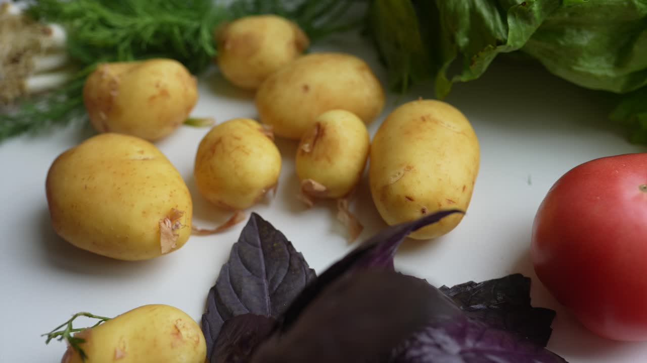patatas y verduras frescas