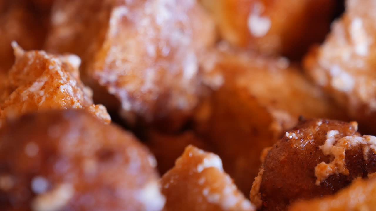 포크와 함께 긴 긴 감자