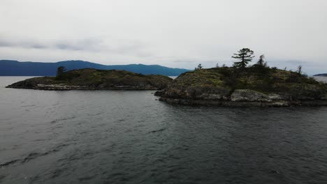 Drone-shot-flying-over-Hodgson-Island-in-British-Columbia