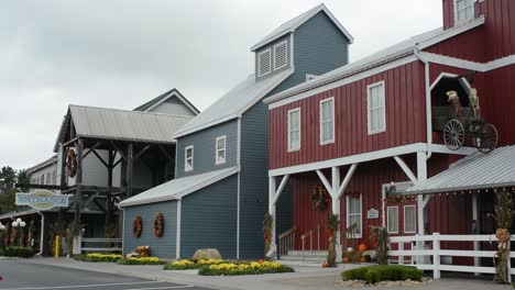 Shops-in-Pigeon-Forge,-Tennessee