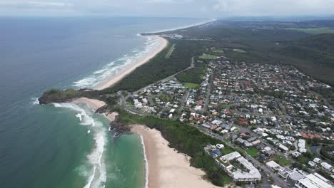 Panoramic-Aerial-View-Of-Cabarita-Beach-Town-In-Northeastern-New-South-Wales,-Australia