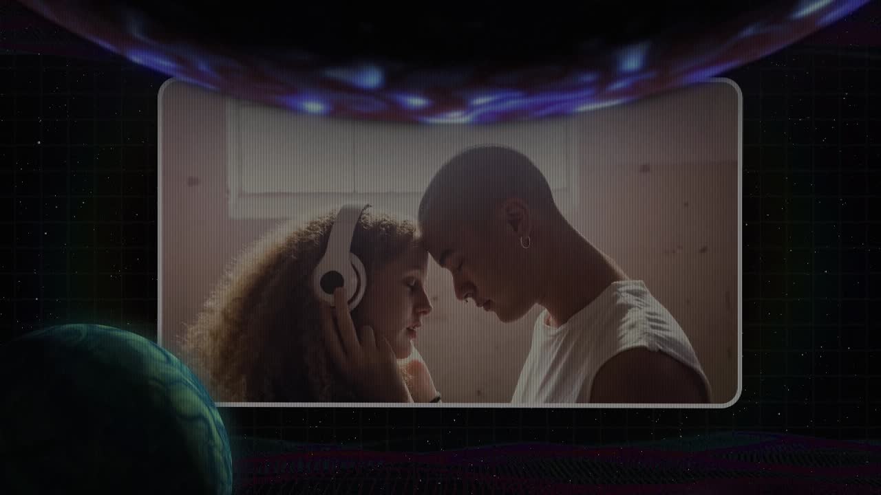 Intro Spazio dinamico con persone diverse ed effetti glitch retrò