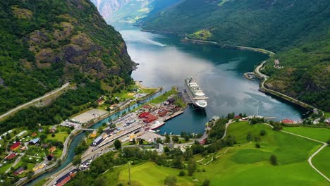 Aurlandsfjord-Town-Of-Flam-at-dawn.