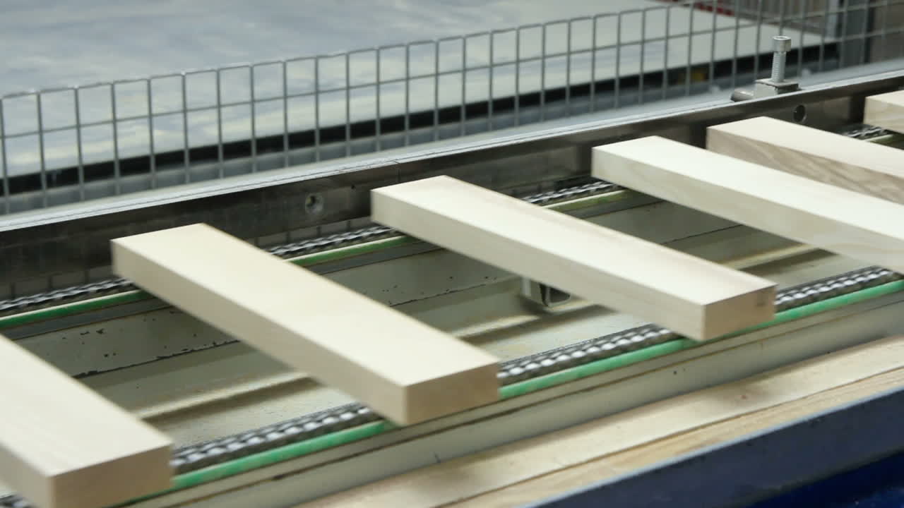 Manufacture of flooring, parquet processing