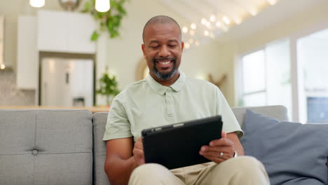technology, mature man with tablet