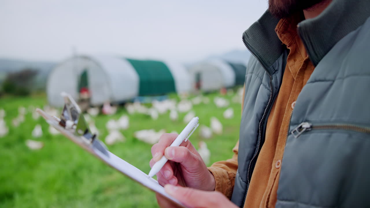 Ispezione agricola con blocco appunti
