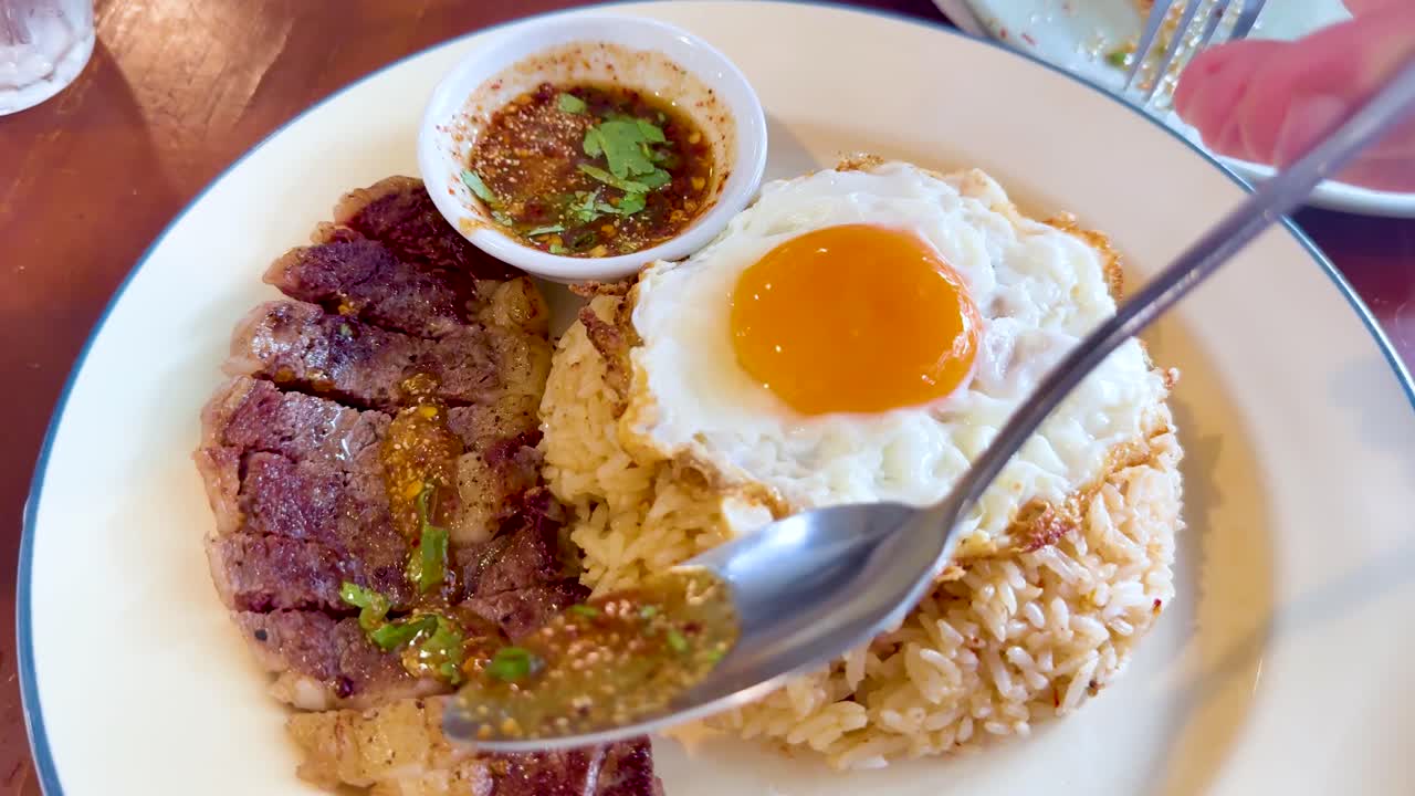 타나 시티 골프에서 맛있는 식사 준비