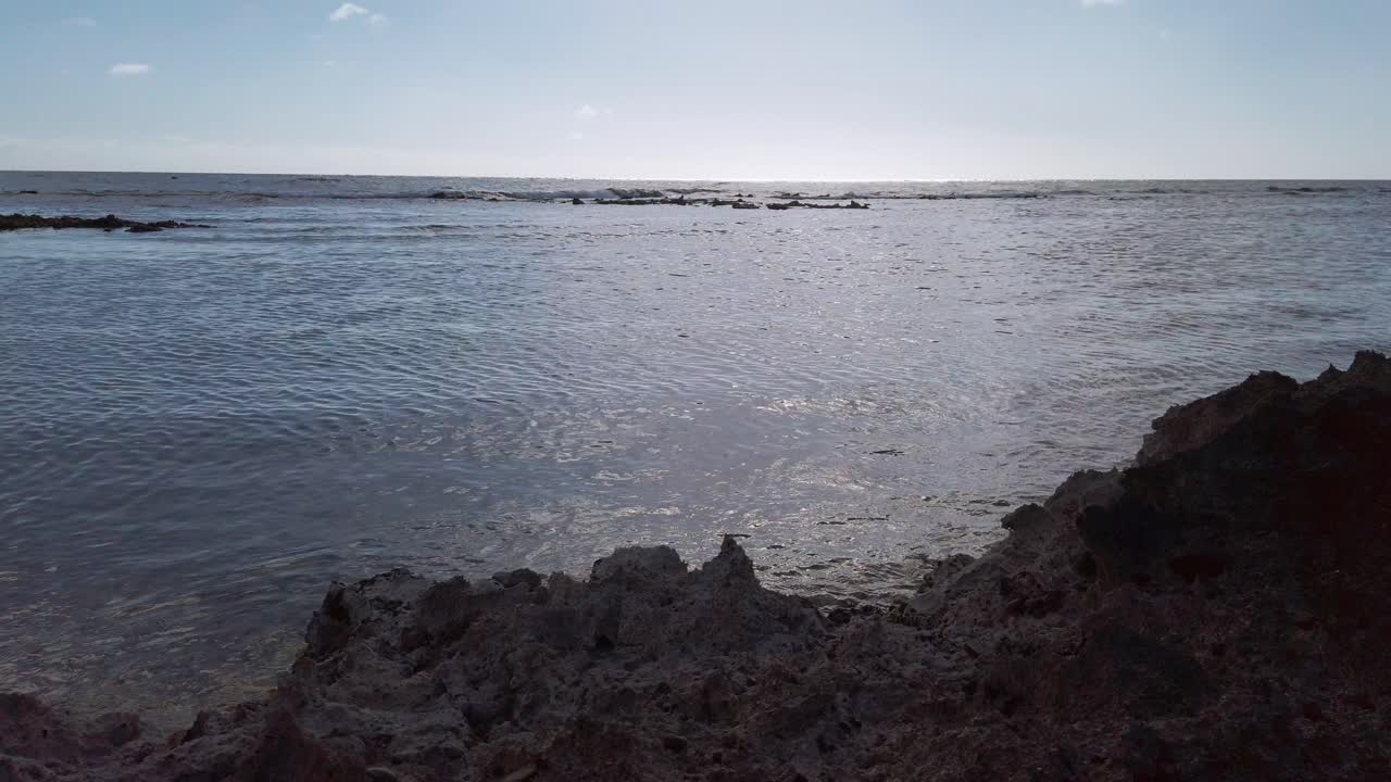 바위, 바다 및 물의 조합