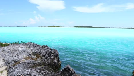 static video of the ocean on exuma in the bahamas