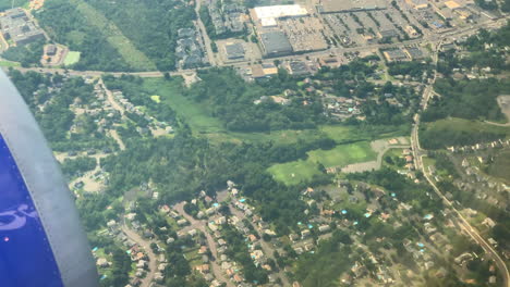 vista desde 10,000 pies de área comercial y residencial en estados unidos