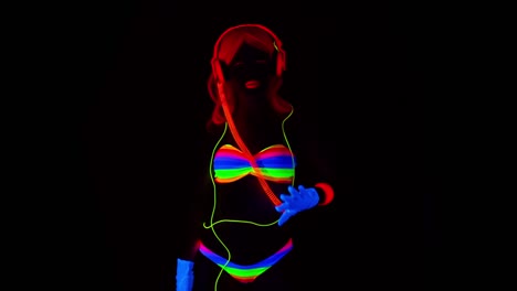 uv glowing woman 52