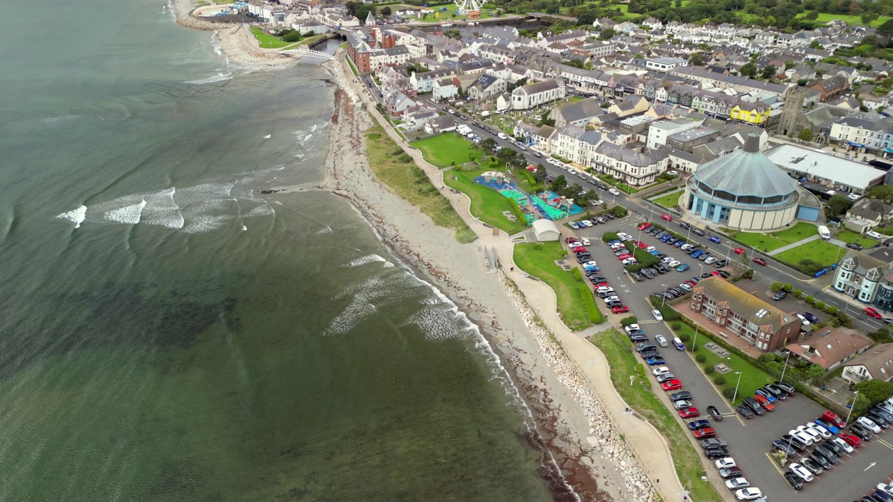Wide rotating aerial video of Newcastle in County Down, Northern Ireland. Produced in 4K, 30FPS and with Rec709 color.