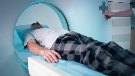 mri scan of a patient