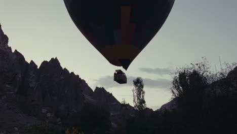 hot air balloon over cappadocia