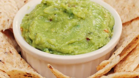 guacamole and tortilla chips
