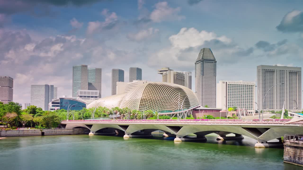 데이 라이트 싱가포르: 베이에서 유명한 극장, 분수, 파노라마, 4k 타임 스