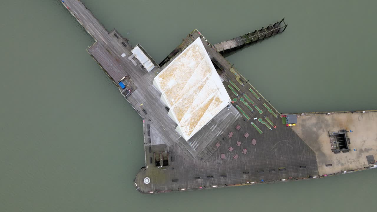 southend on sea, essex pier head vista aérea de pájaros imágenes de aviones no tripulados