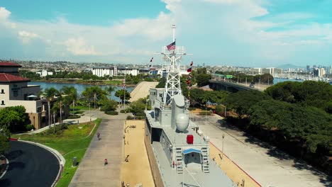 미국 리 (uss requit)