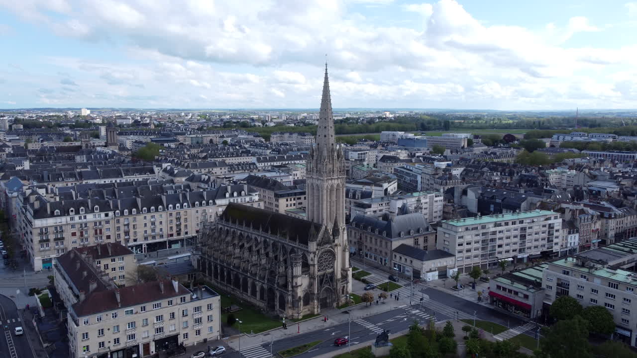 케인 시의 세인트 피에르 교회 공중 도