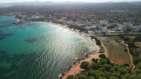 Mediterranean-Sea-On-The-Amazing-Bay-In-Sa-Coma-Beach---Platja-de-Sa-Coma,-Mallorca,-Spain