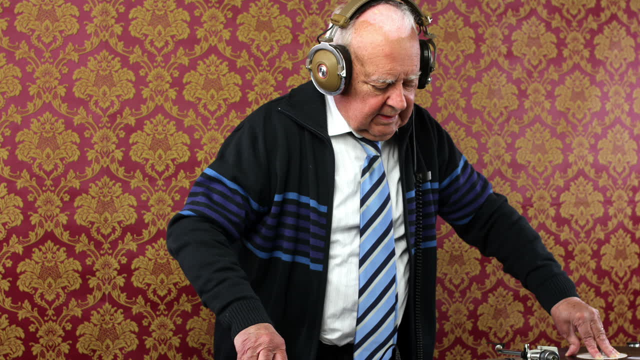 할아버지 디제이 01