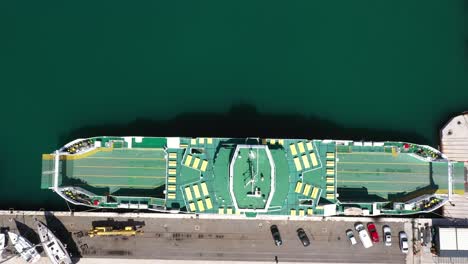 Top-View-Of-An-Empty-Ferry-Boat-Dock-At-Harbour-In-Ploce,-Croatia