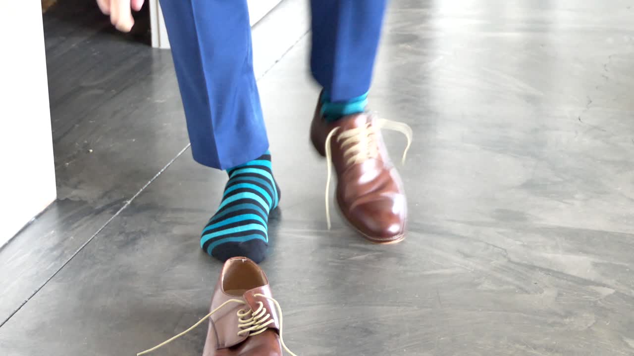 결혼식 정장, 넥타이, 양말, 신발 샷 - 신랑 시계 - 신랑 남자