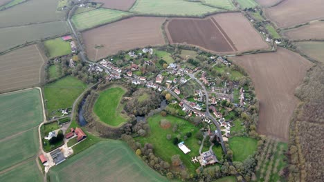 Pleshey-Englisches-Dorf-Luftaufnahme-Pov