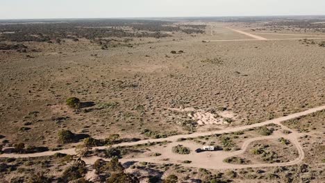 Outback-Nulllabor-Camping-In-Australien,-Aus-Der-Luft