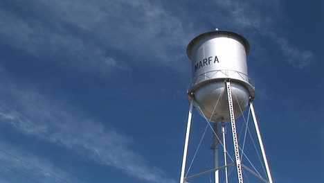 Medium-Shot-Of-The-Marfa-Water-Tower