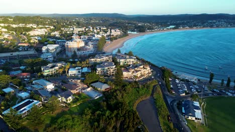 Drone-Aéreo-Paisaje-Vista-Terrigal-Playa-Skillion-Refugio-Vivienda-Ciudad-Principal-Arquitectura-Bahía-Costa-Central-Erina-Turismo-Australia