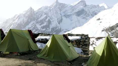 darmasala tent camp on larke pass, 4500m altitude . manaslu circuit trek.