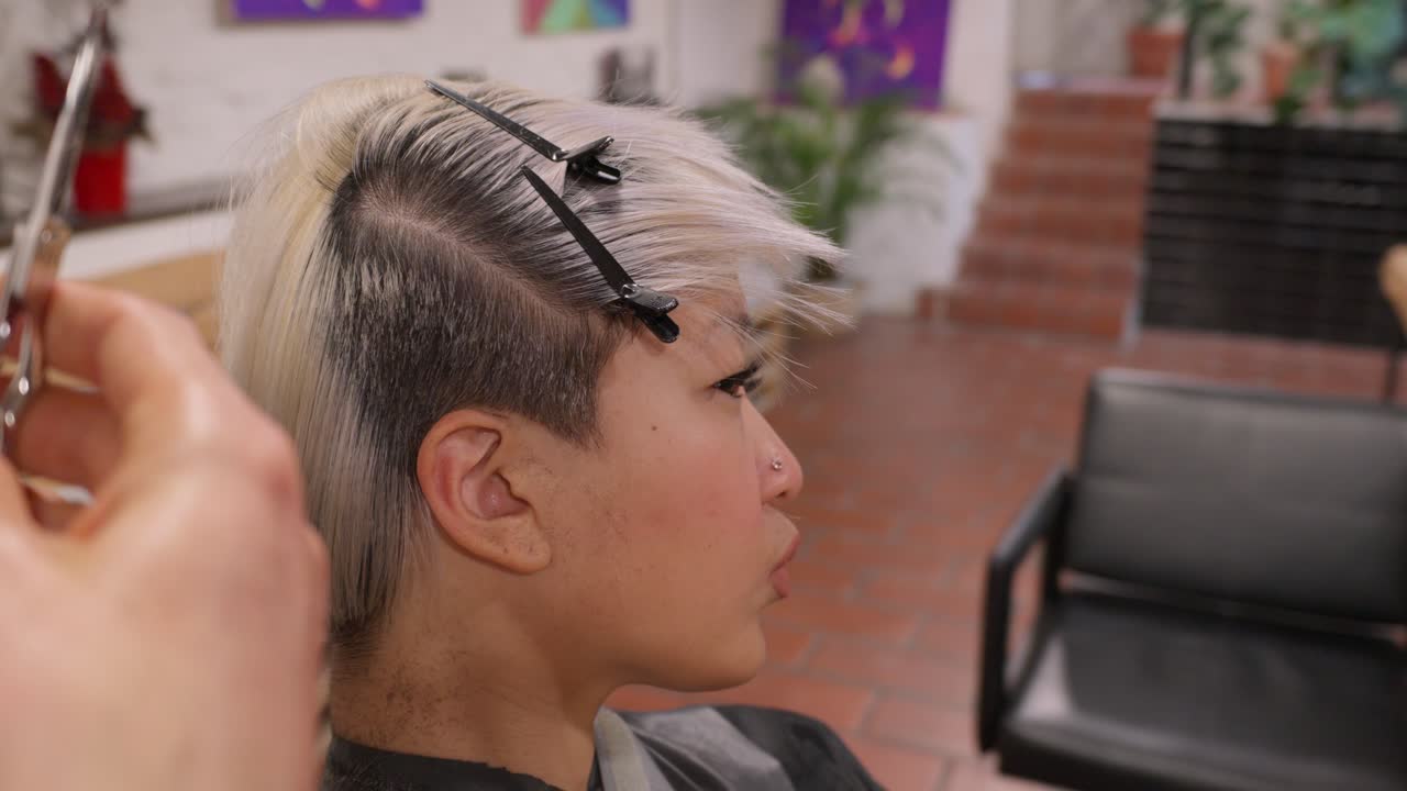 corte de pelo en curso