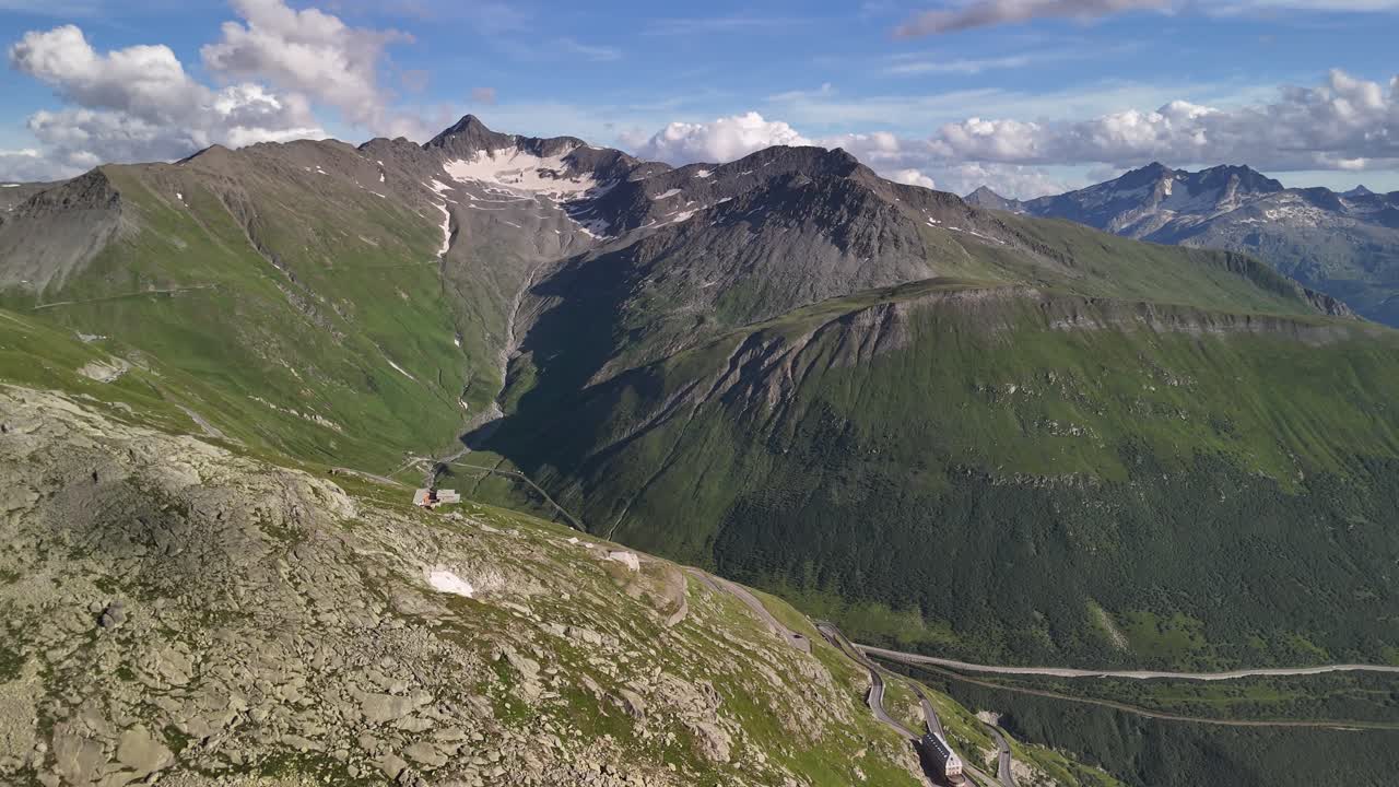 glaciar del ródano en suiza cerca de la carretera del paso de furka montañas de los alpes suizos