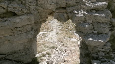 Imágenes-De-Un-Dron-Sobre-Las-Montañas-Sibillini