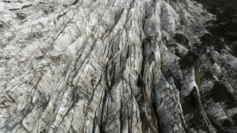 fissured ice cracks, glacial tongue of svinafellsjokull in skaftafell national park in iceland