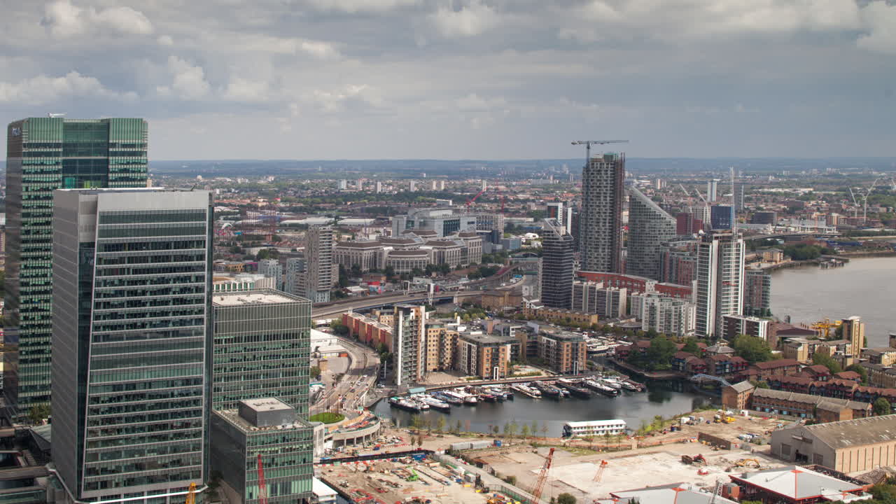 카나리 워프 런던 팬 00