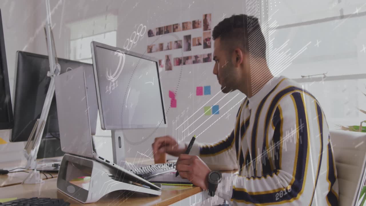 animación del procesamiento de datos sobre el empresario caucásico en la oficina