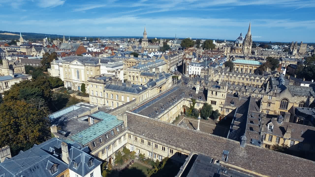 Drone flight over Oxford | city views