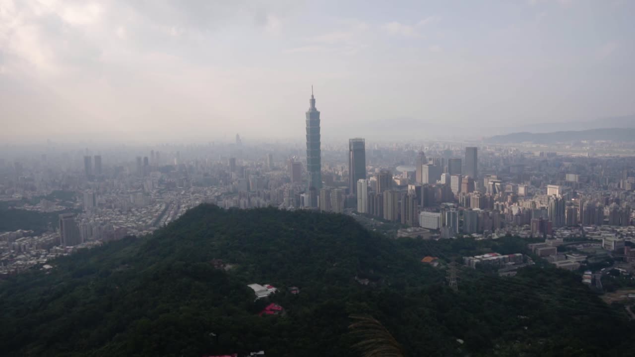 timelapse desde un bonito punto de vista sobre taipei