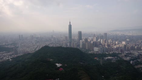 Timelapse-Desde-Un-Bonito-Punto-De-Vista-Sobre-Taipei