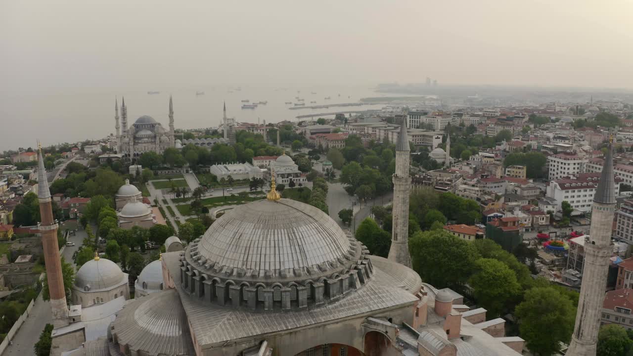 desde hagia sofia hasta la mezquita azul de sultanahmet, el obelisco 4k drone, el drone ayasofyadan sultanahmet'e havadan